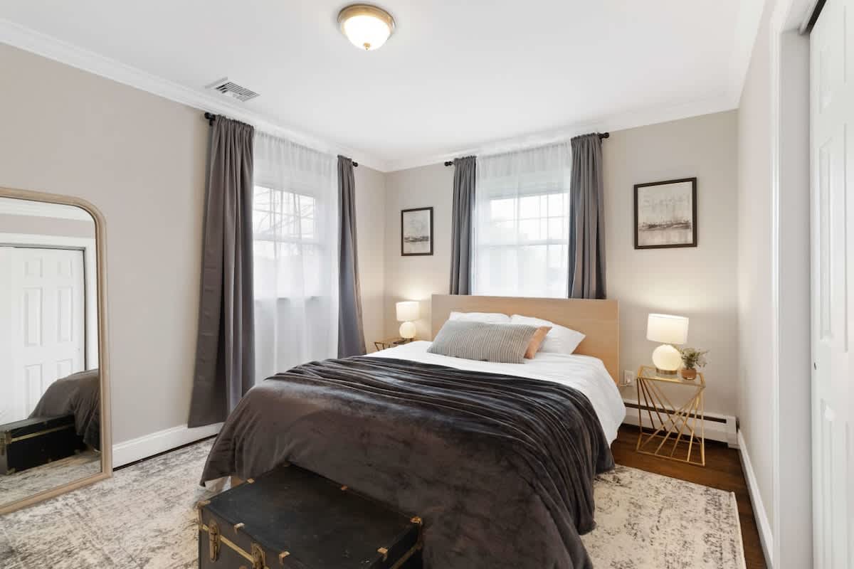 Second bedroom