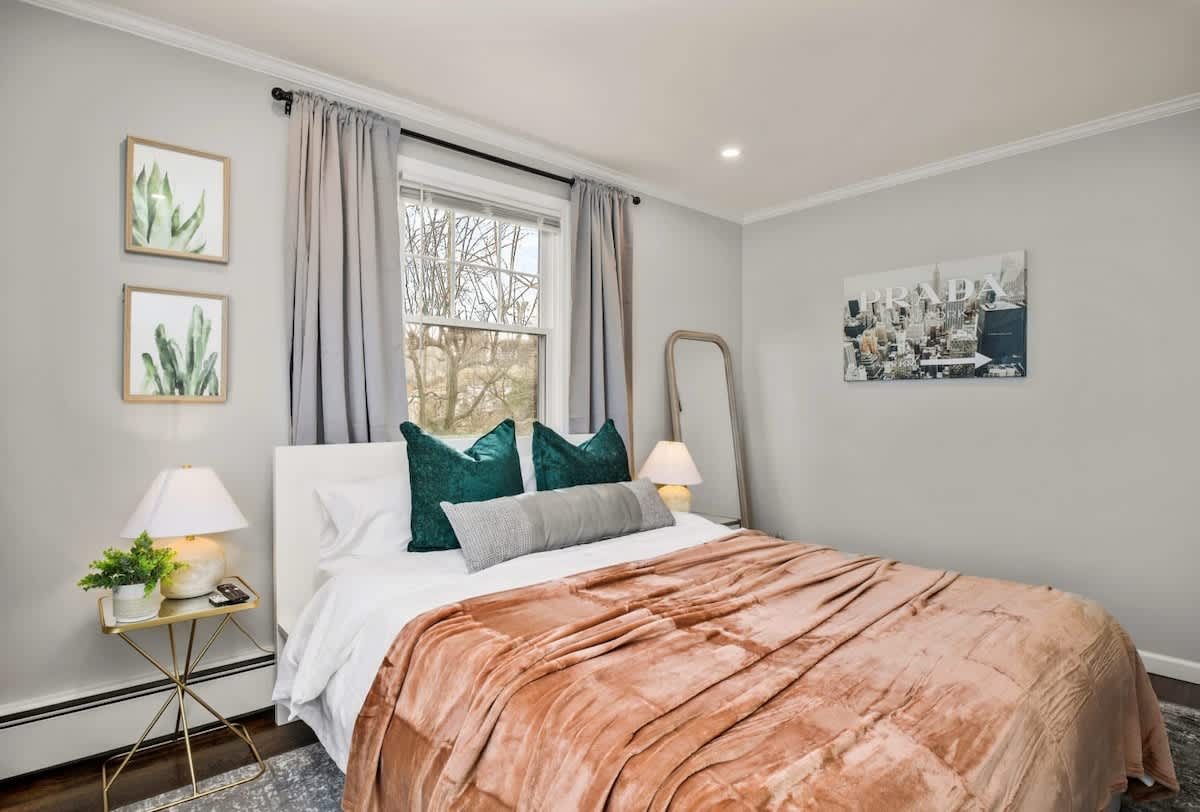 Comfortable tempur pedic mattress