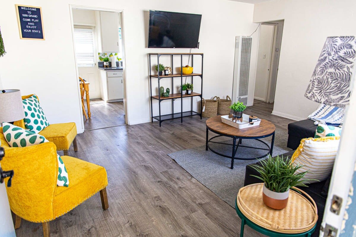 Amazing Pacific Beach Bungalow 2