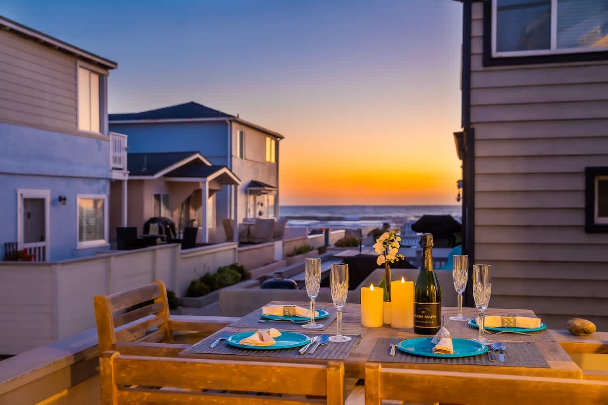 Incredible location steps to beach bay