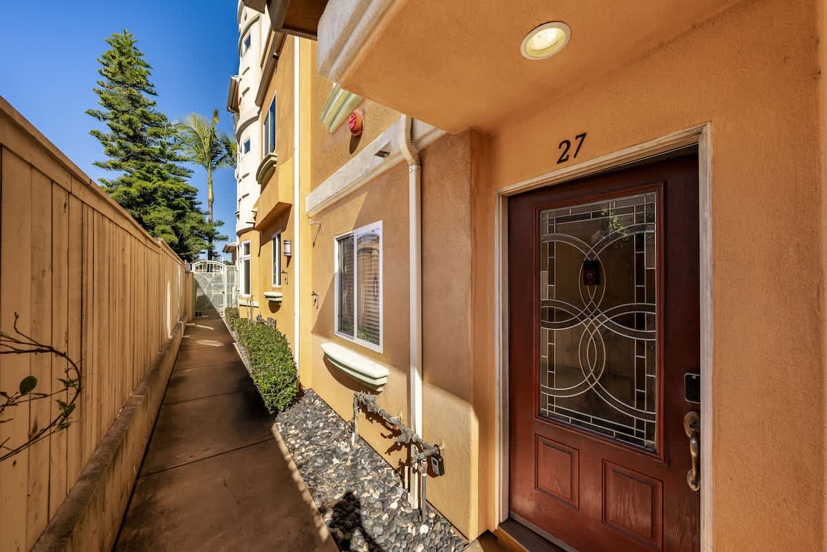 Good Vibes Only in PB 3bed with Bay Views 8