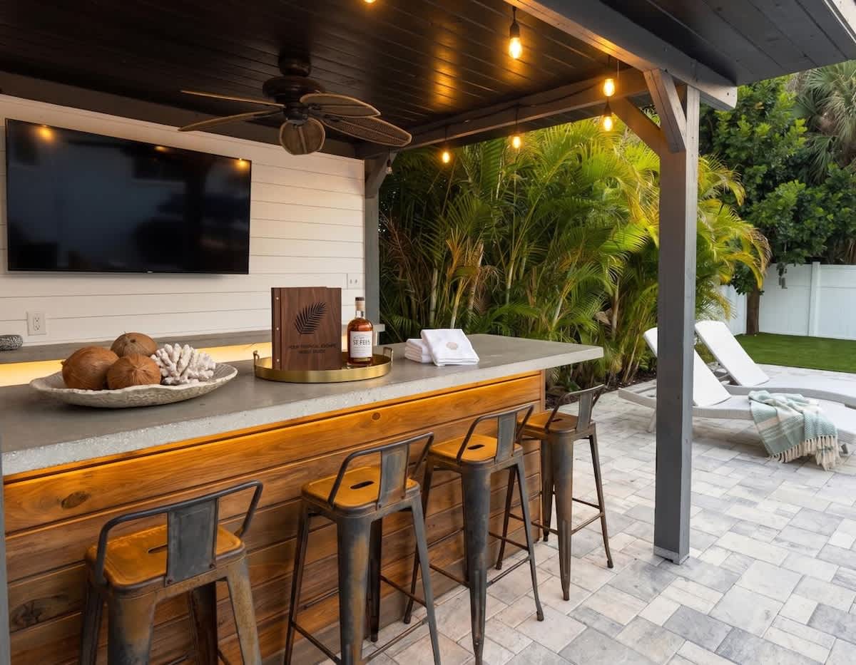 St Pete Retreat | Game Room, Outdoor Bar, Sleeps 8
