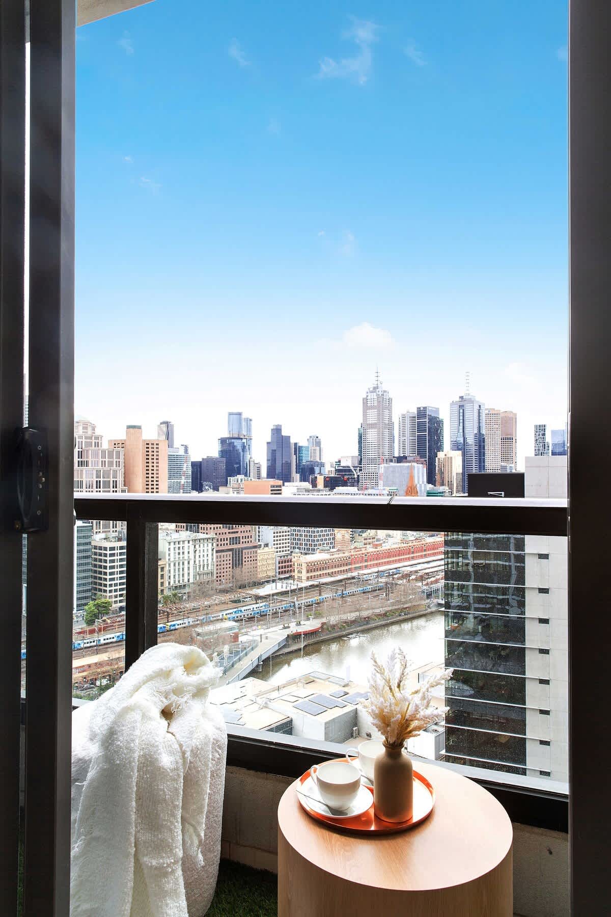 View 8