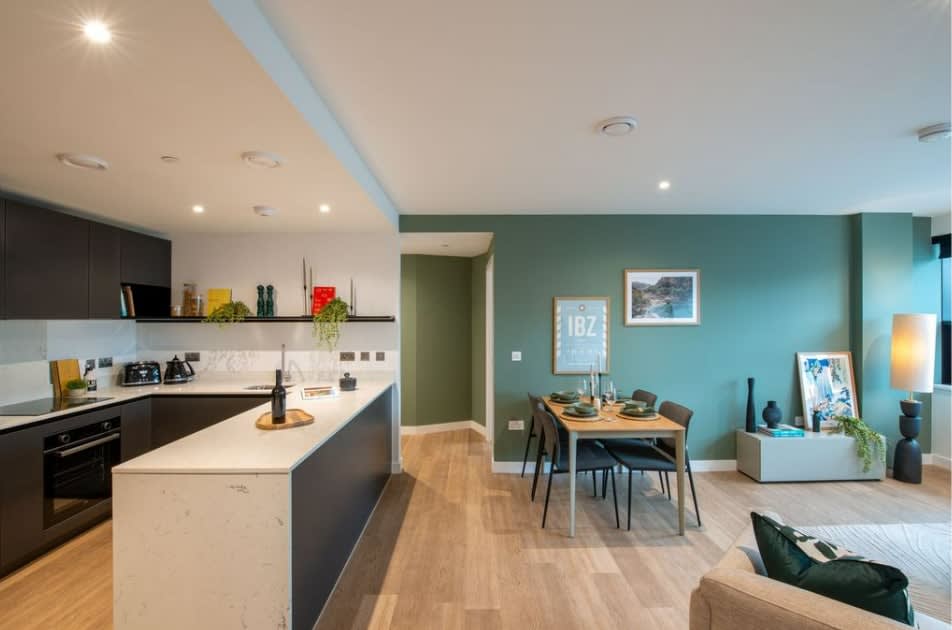 High-End 2BR Apartment | The Octagon — West Midlands, England — vacation rental