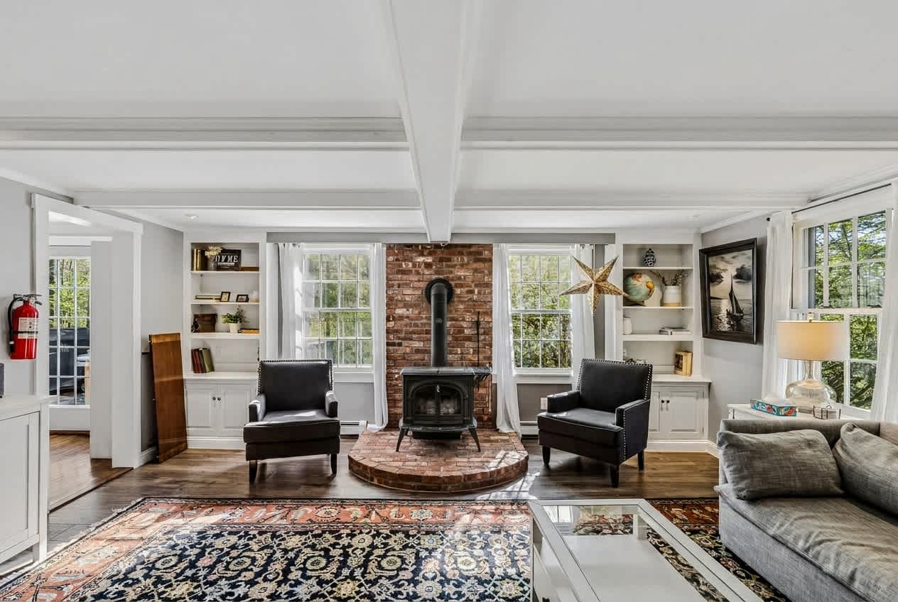 Cape Cod Home in Woodstock, Pet-Friendly & Wooded