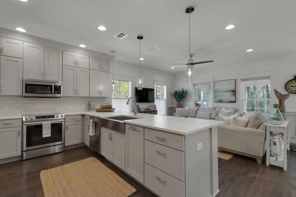 Goin' Coastal | Pet Friendly | 6-Seater Golf Cart