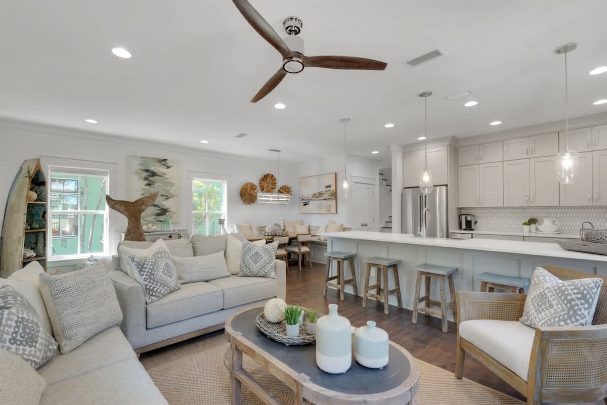 Goin' Coastal | Pet Friendly | 6-Seater Golf Cart