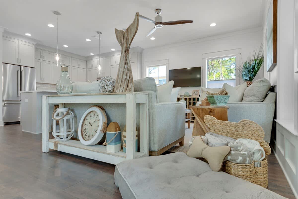 Goin' Coastal | Pet Friendly | 6-Seater Golf Cart