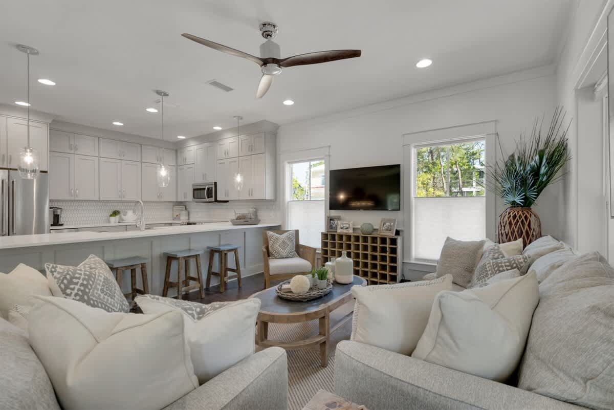 Goin' Coastal | Pet Friendly | 6-Seater Golf Cart