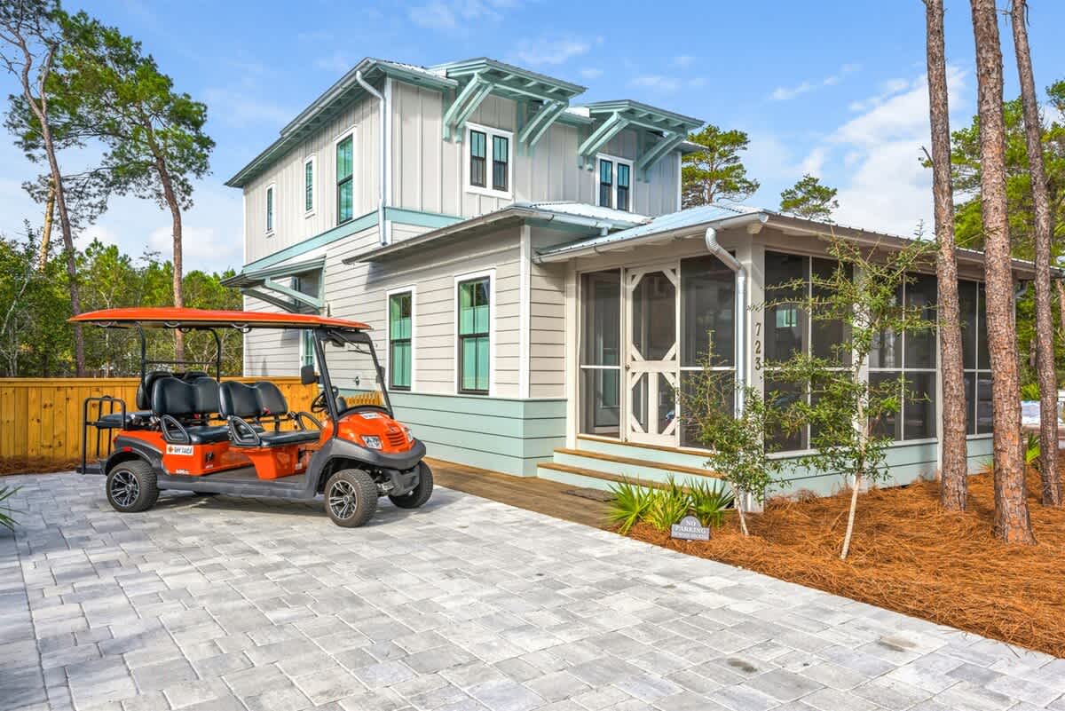 Goin' Coastal | Pet Friendly | 6-Seater Golf Cart