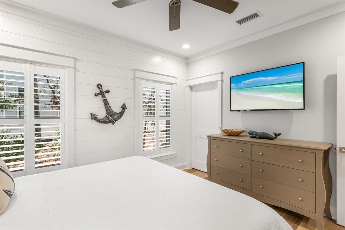 Southern Tides 4BR/4.5BA | Sleeps 14 | Golf Cart