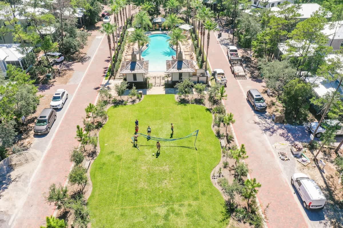 Southern Tides 4BR/4.5BA | Sleeps 14 | Golf Cart