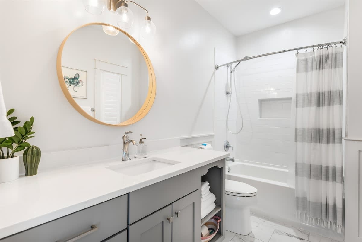 Southern Tides 4BR/4.5BA | Sleeps 14 | Golf Cart