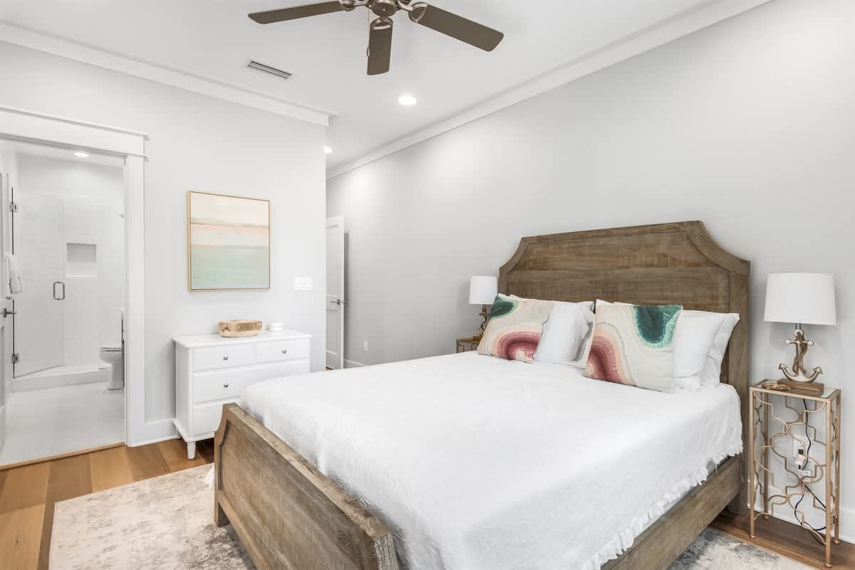 Southern Tides 4BR/4.5BA | Sleeps 14 | Golf Cart