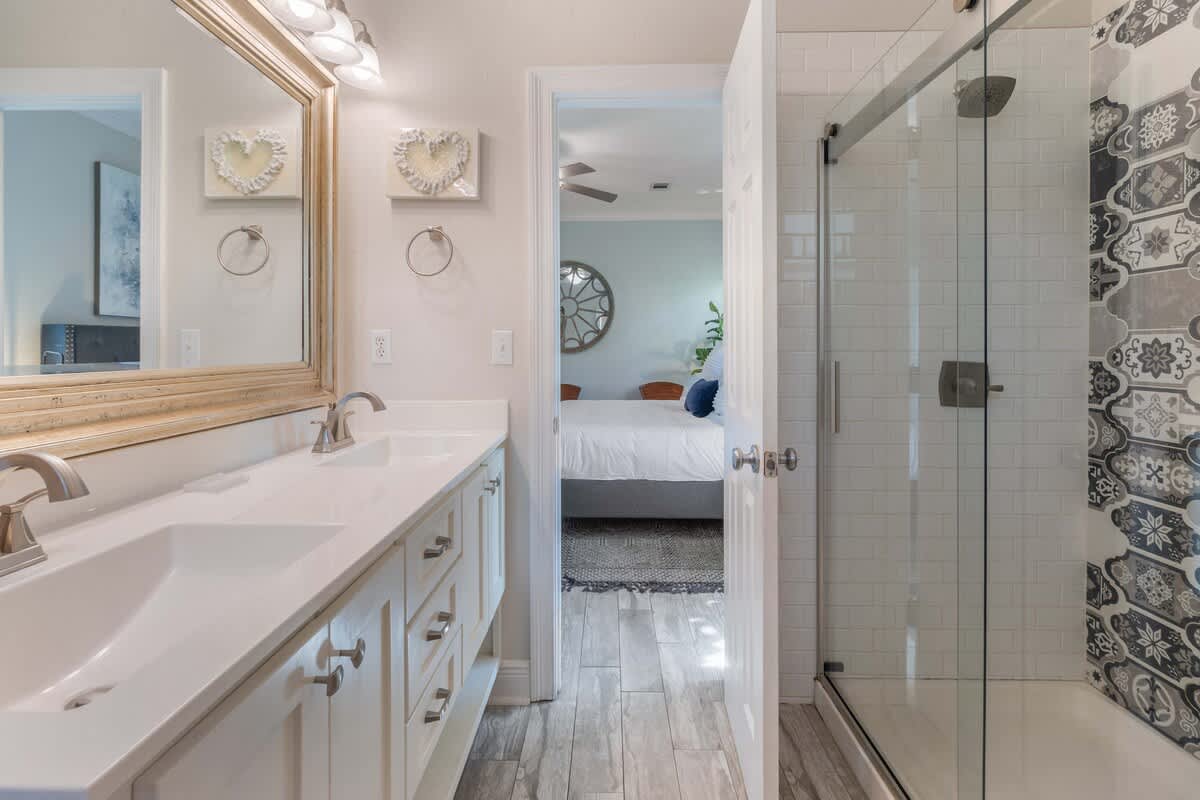 30A Gem | Fire Pit + Modern Decor