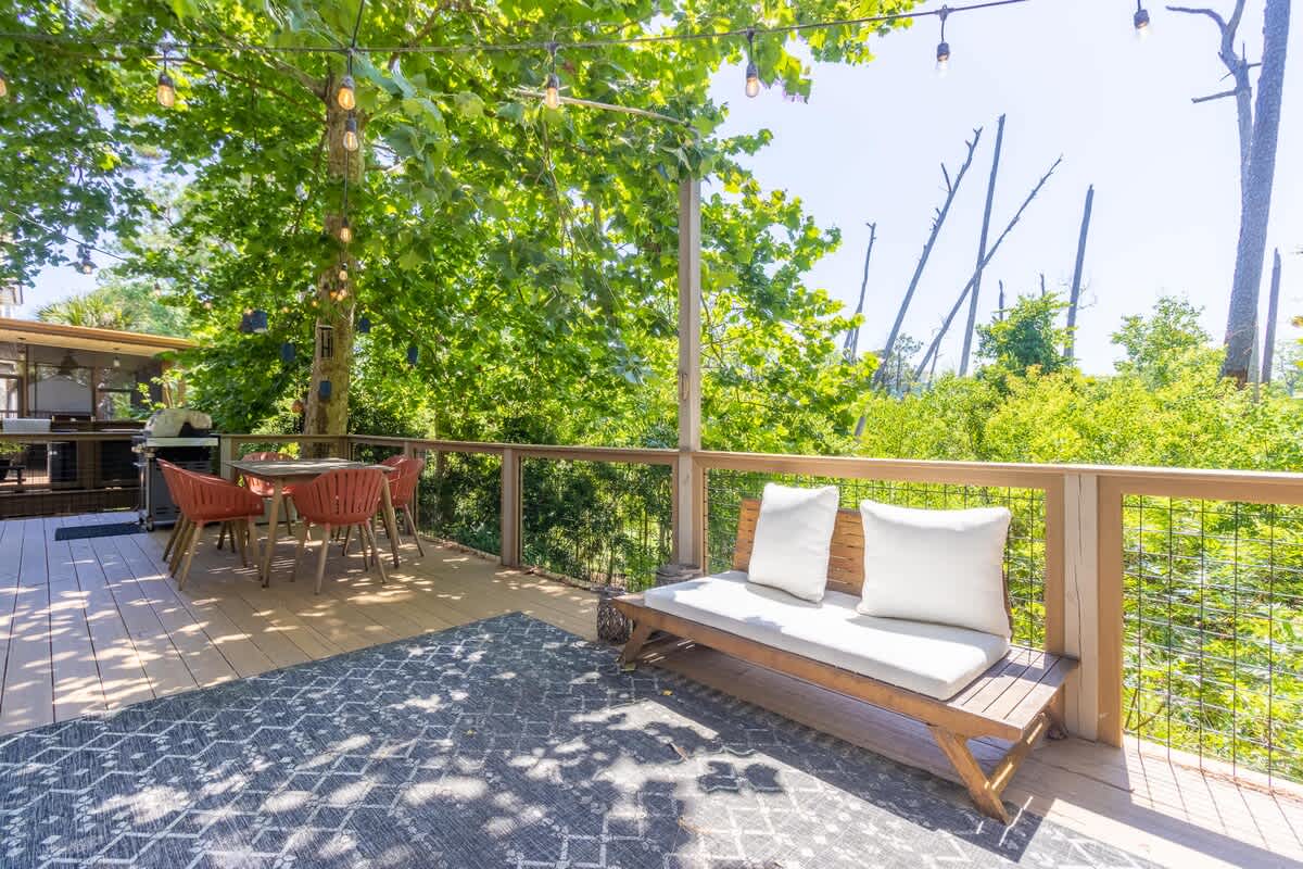 30A Gem | Fire Pit + Modern Decor