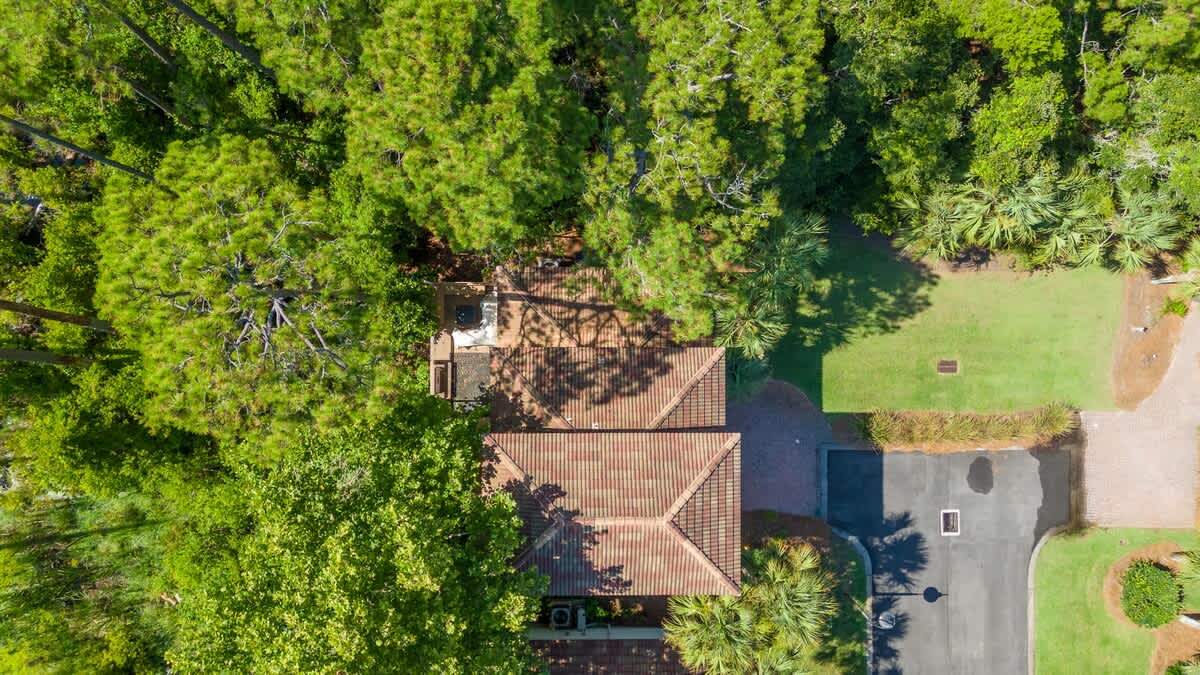 30A Gem | Fire Pit + Modern Decor