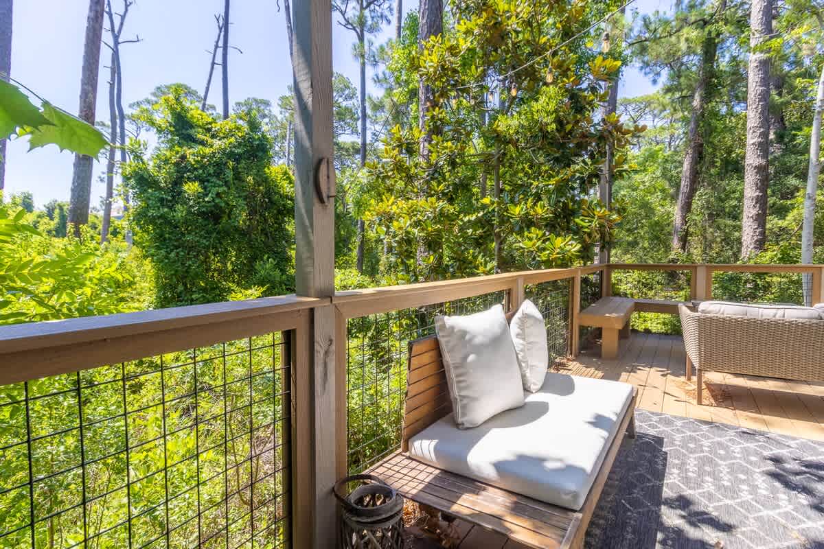 30A Gem | Fire Pit + Modern Decor