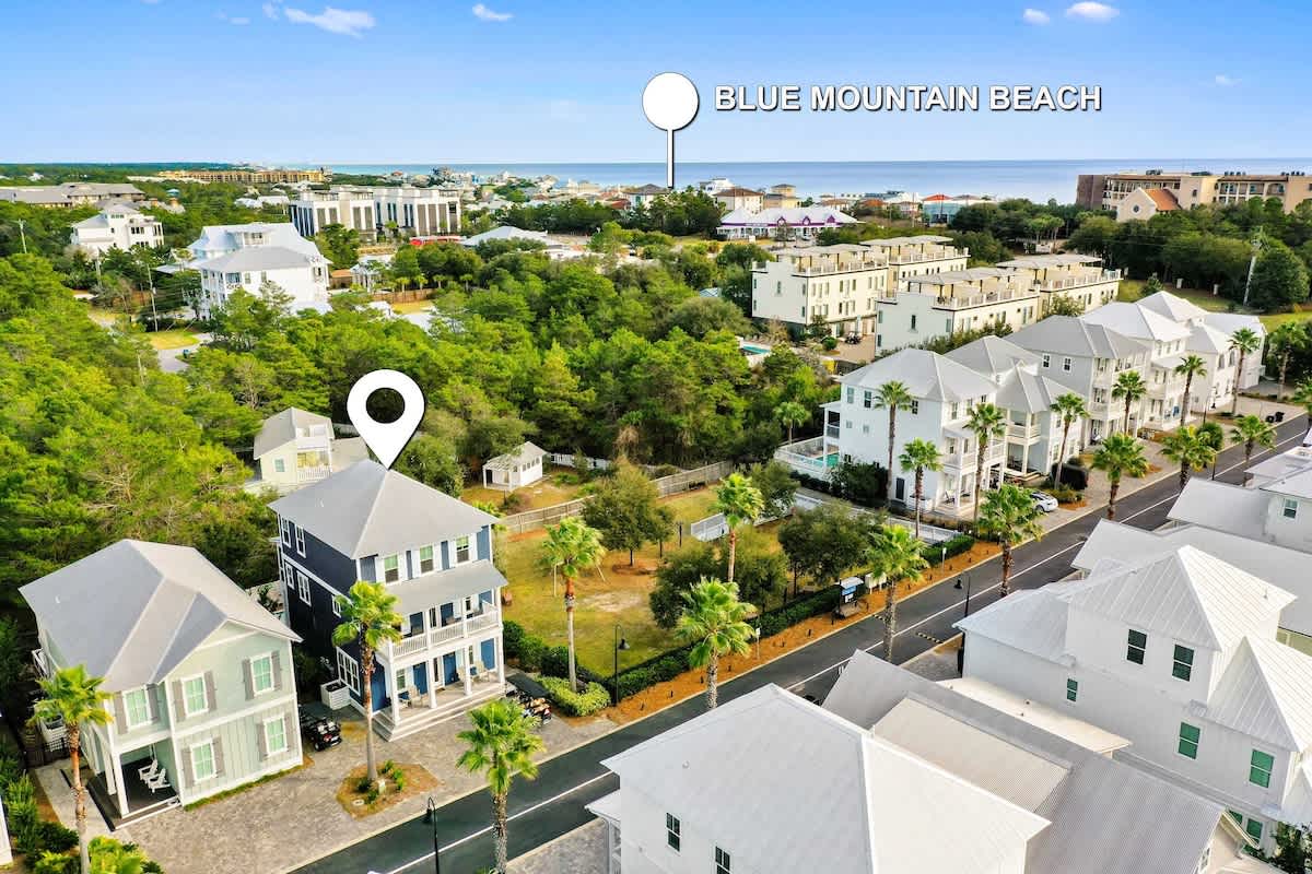 30A Escape - Walk to Beach, Private Pool