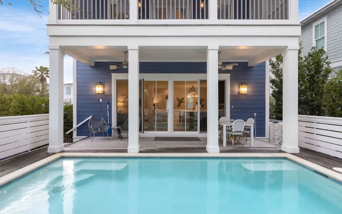30A Escape - Walk to Beach, Private Pool