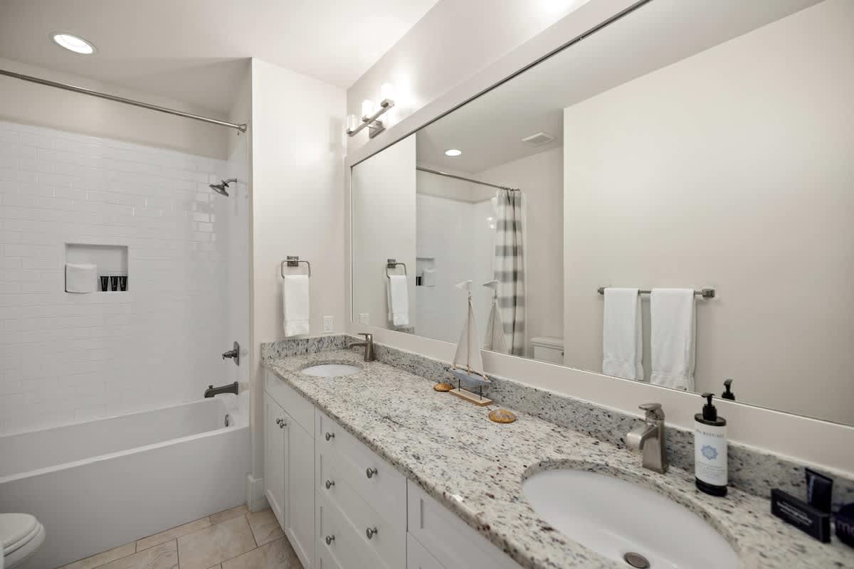 30A Escape - Walk to Beach, Private Pool