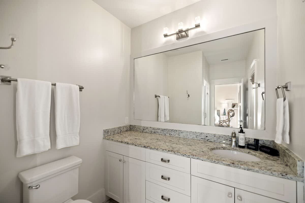 30A Escape - Walk to Beach, Private Pool