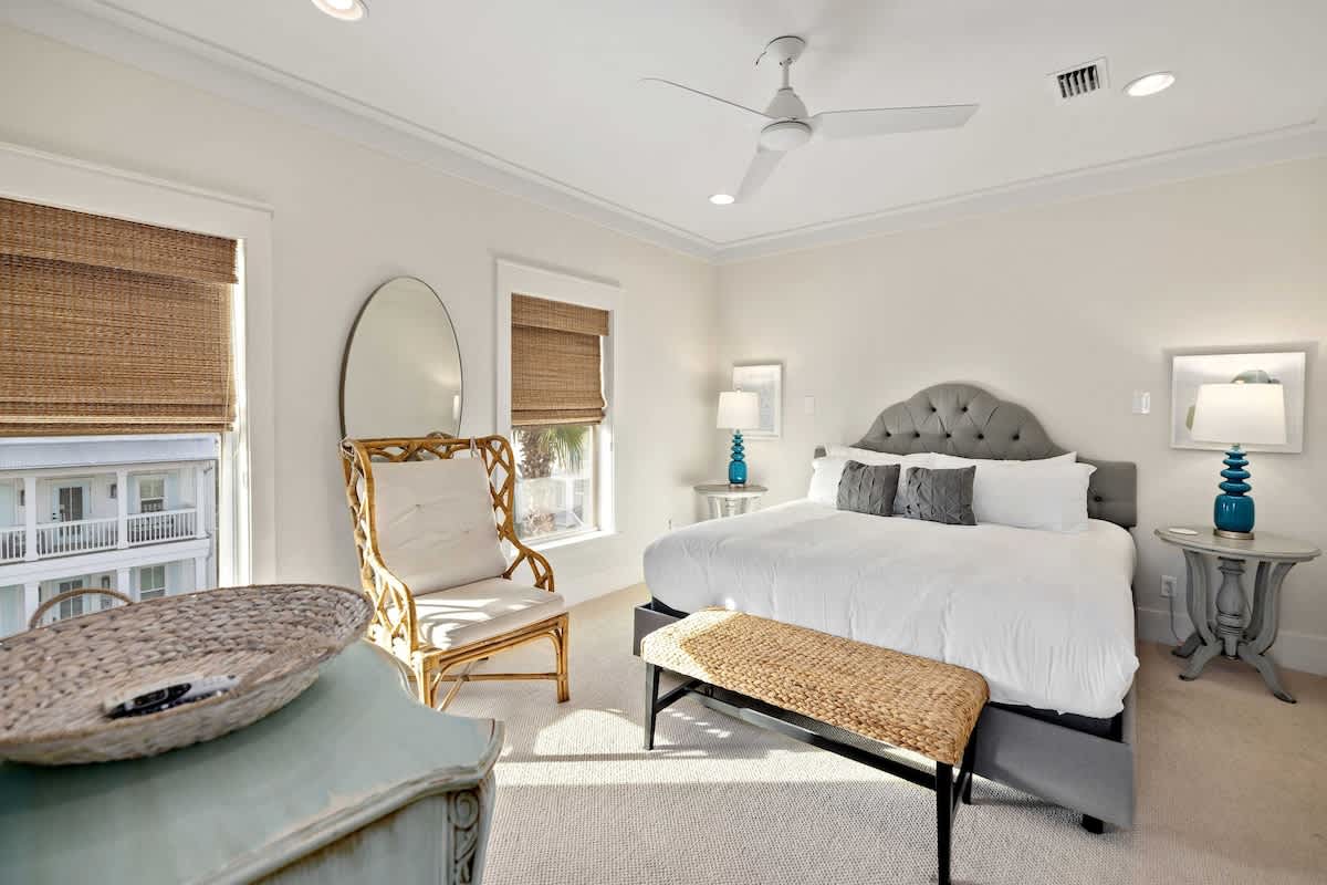 30A Escape - Walk to Beach, Private Pool