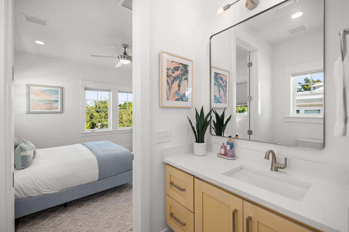 30A Retreat | Shared Pool + Patio w/ Grill
