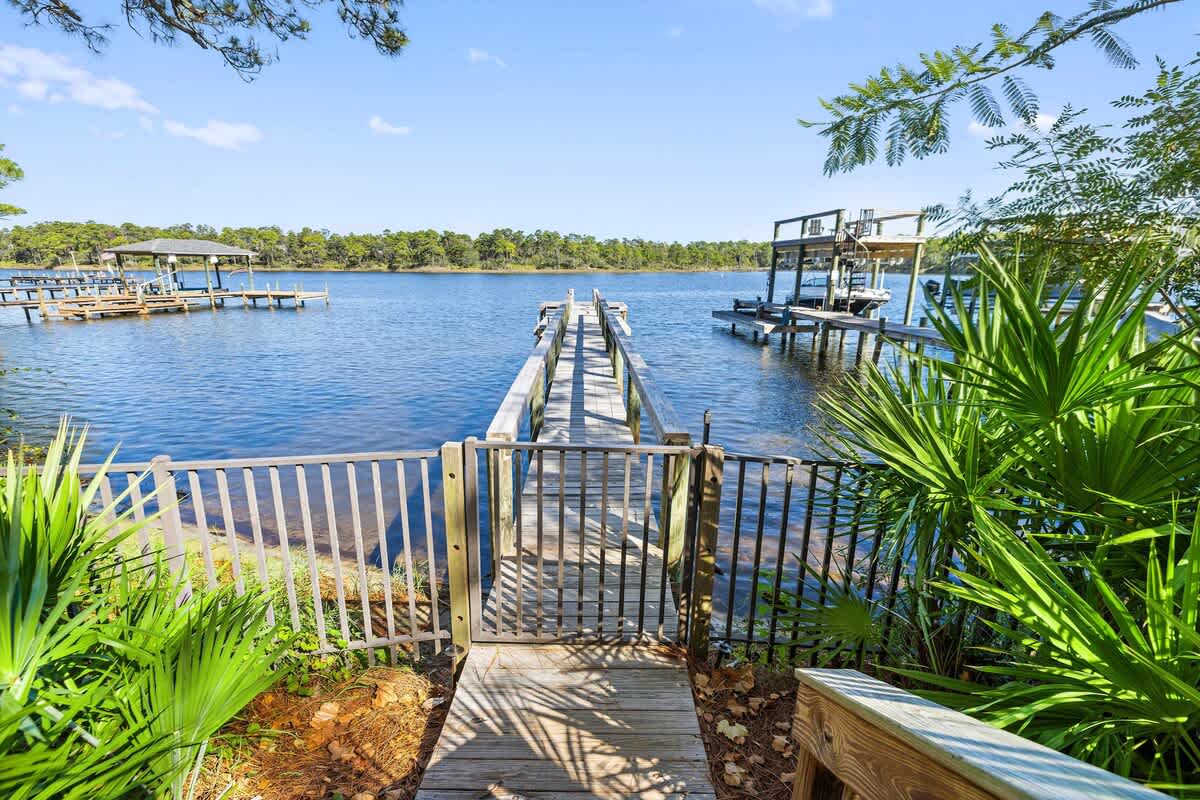 30A Retreat | Shared Pool + Patio w/ Grill