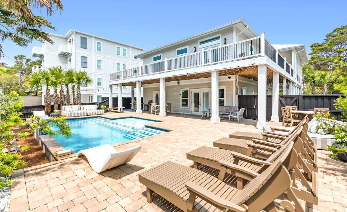 30A Coastal Retreat- Private Pool & Huge Deck