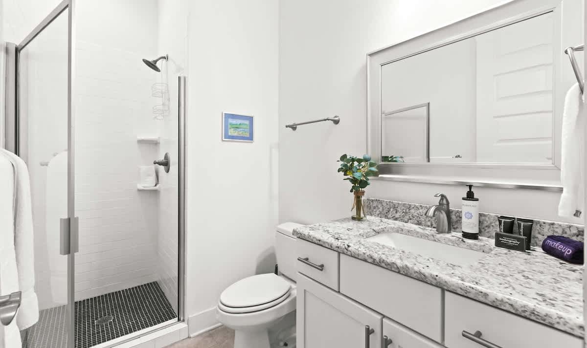 Santa Rosa Getaway | Shared Pool + Golf Cart