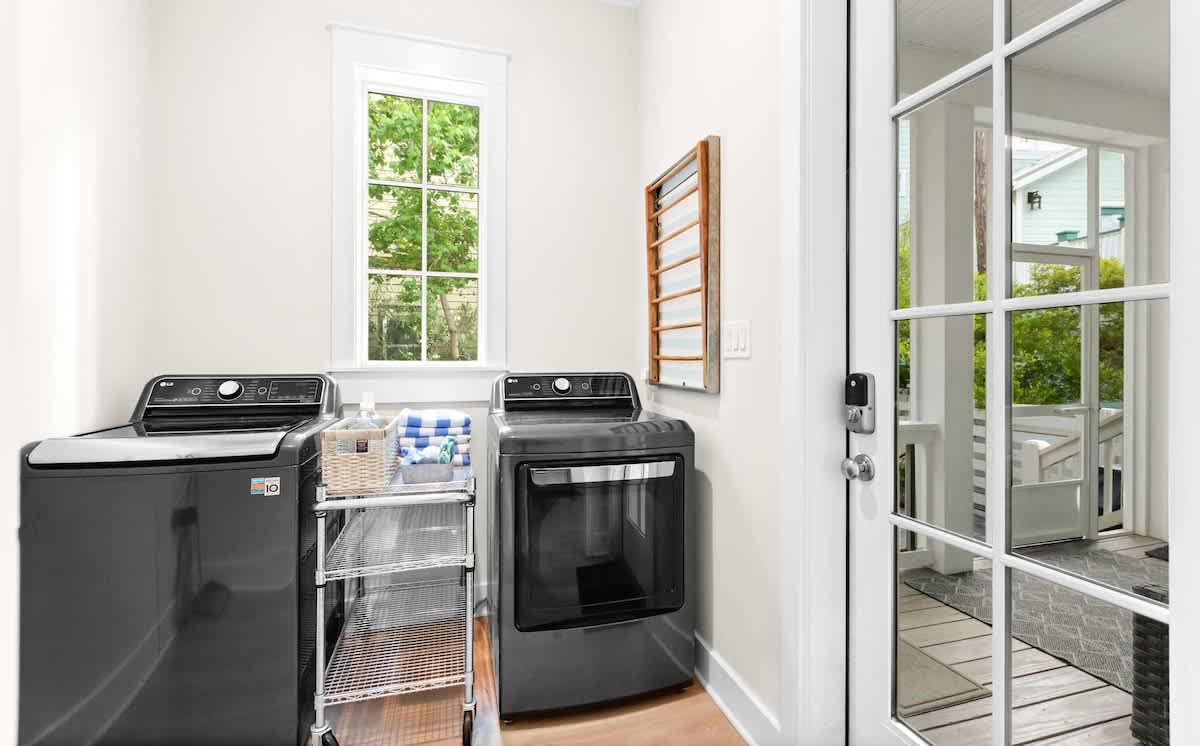 Santa Rosa Beach Getaway, Shared Pool , Golf Cart