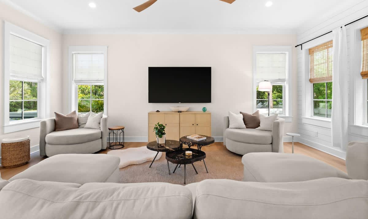 Santa Rosa Beach Getaway, Shared Pool , Golf Cart