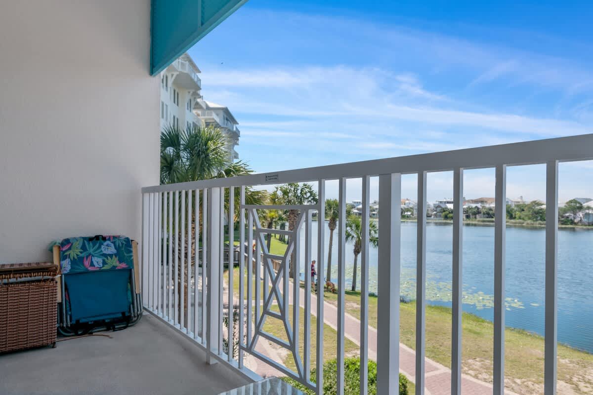 Amore by The Sea | Lake Views | Steps From Pool