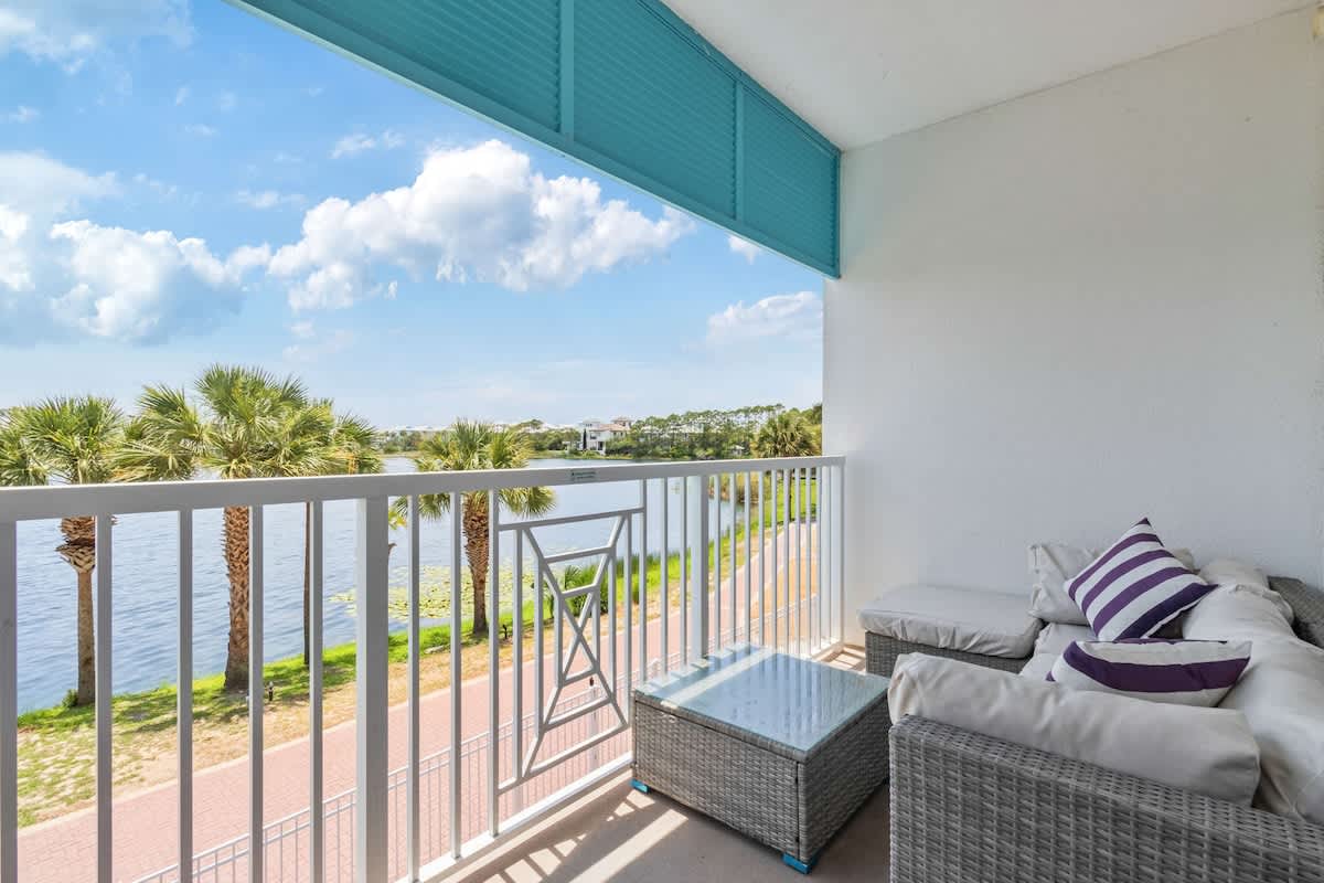 Amore by The Sea | Lake Views | Steps From Pool