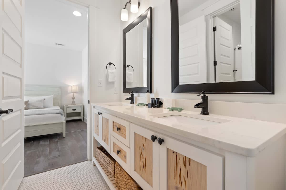 Seagrove Escape | Refreshed + Shared Pool