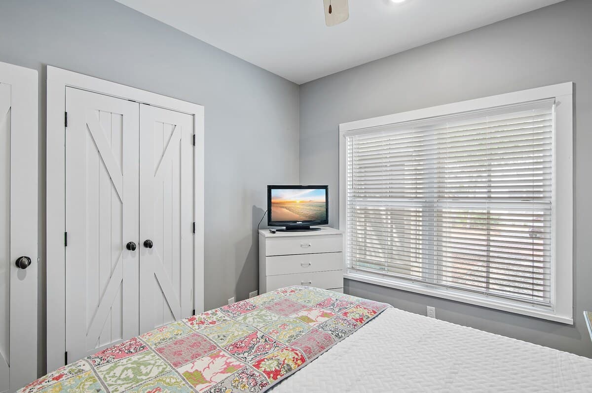 Mississippi Magnolia | 3 BR/3BA | Walk To Beach!
