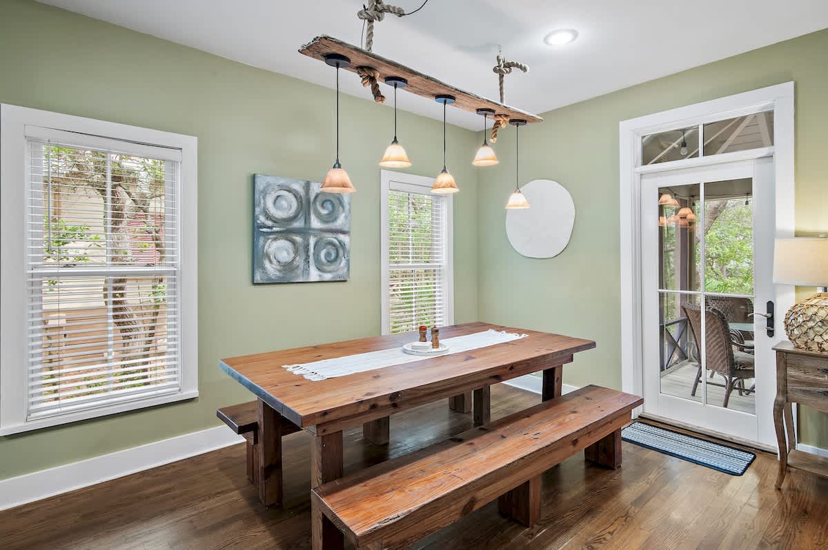 Mississippi Magnolia | 3 BR/3BA | Walk To Beach!