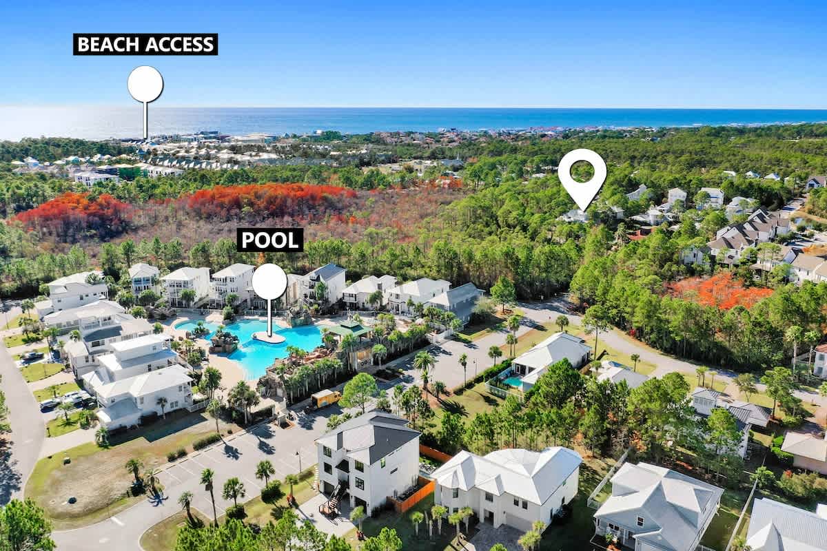 Gulf Coast Retreat with Pool < 1 Mile to Beach