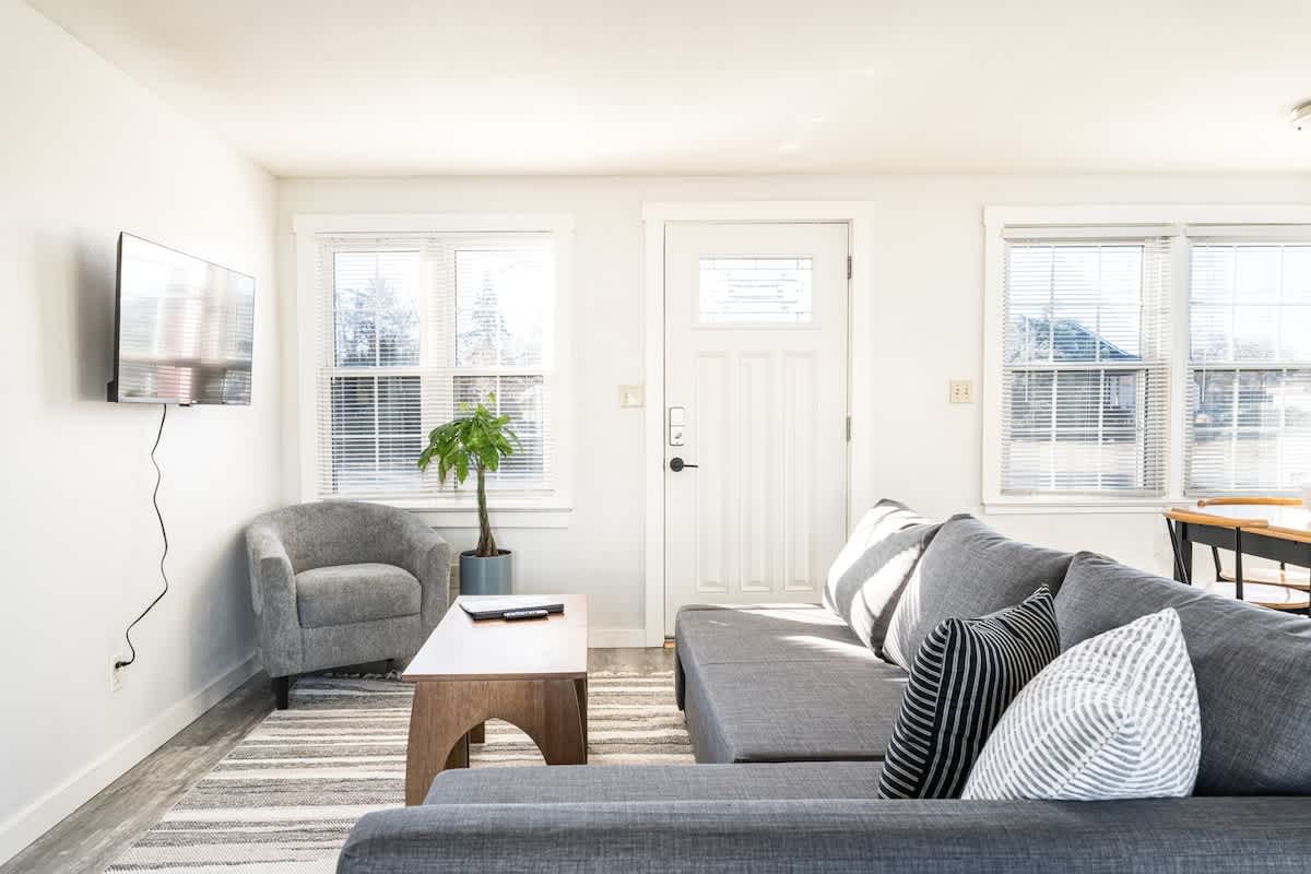 #StayinMyDistrict Depot Bench Near Downtown BSU — Boise, ID — vacation rental