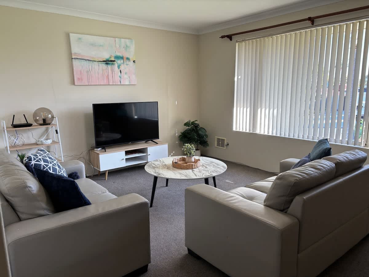 Comfortable, family friendly retreat with pool
