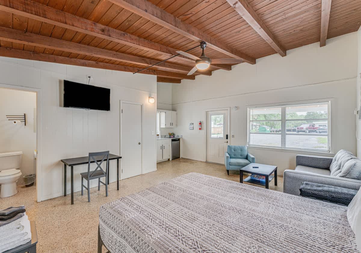 Cozy River Cabin | Escape to Seven Sisters Springs — Homosassa, FL — vacation rental