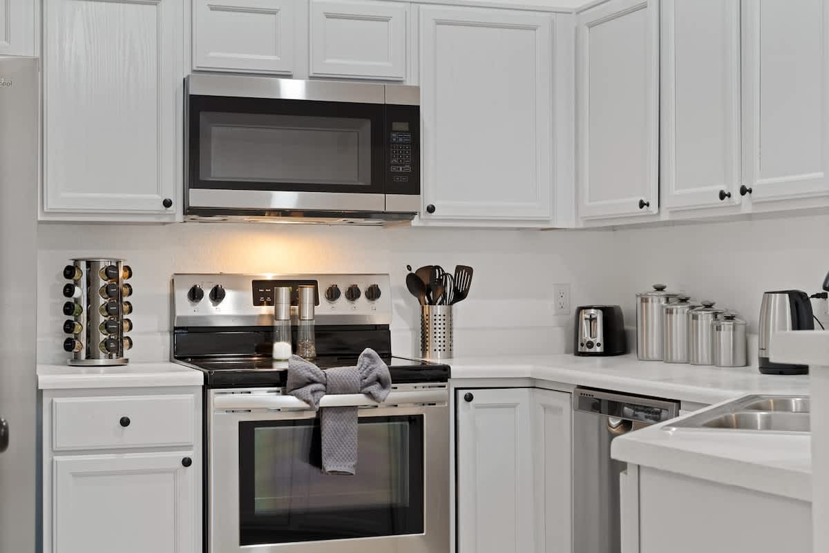 4 Bedroom Retreat in the Heart of Oro Valley 3