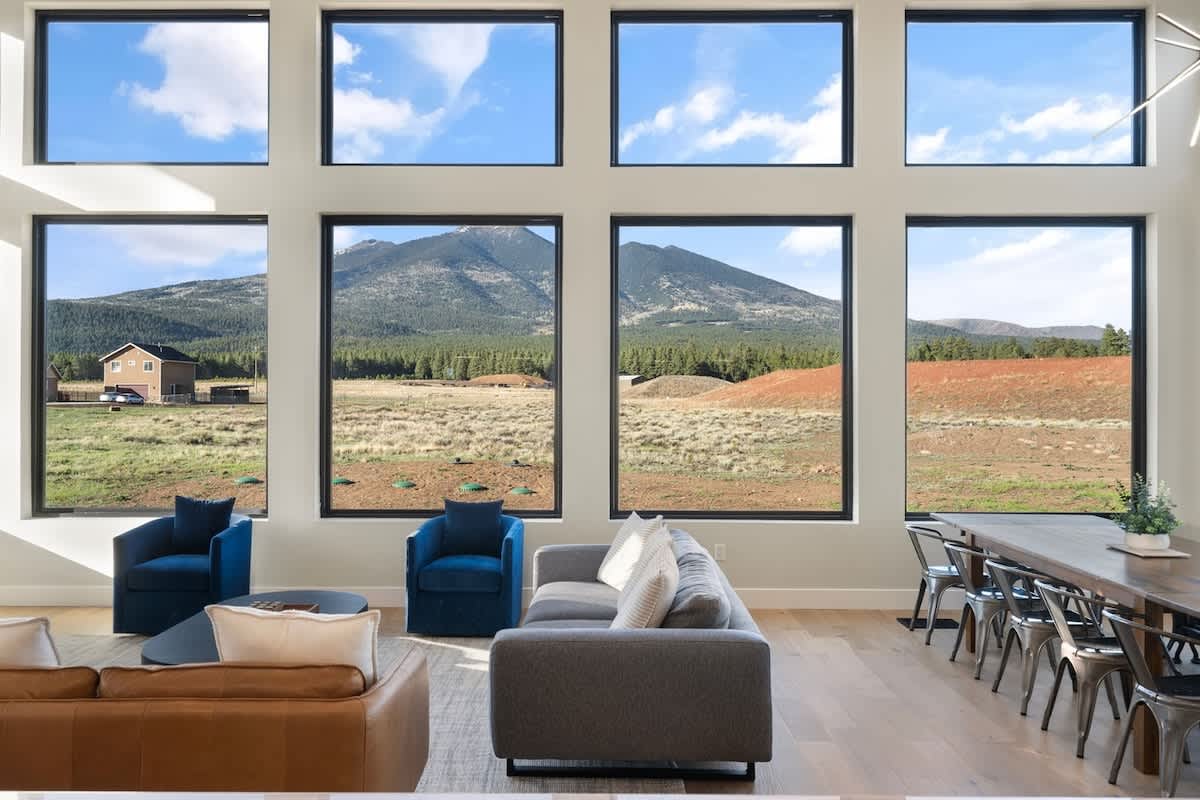 The Bluebird Flagstaff, Jacuzzi, Sleeps 26 5