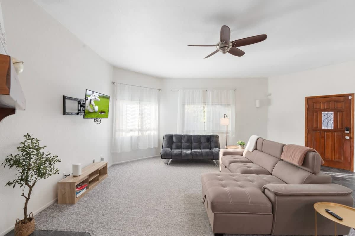 Tucson Retreat | 3 Bedroom w/ private pool 6