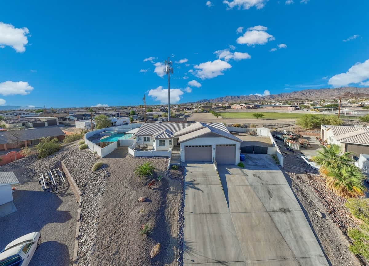 Pool | Spa | Minutes to Lake Havasu | Sleeps 12 3