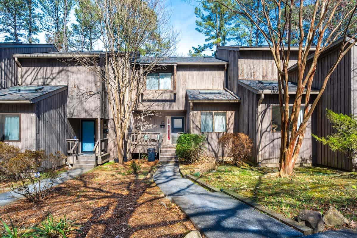 Cozy 3BR Chapel Hill Retreat Near UNC & Downtown — Chapel Hill, NC — vacation rental