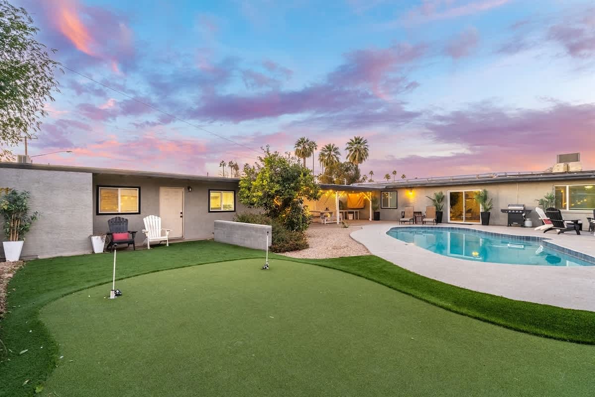 Pool with Patio Lounge & Mini Putti | near Airport — Phoenix, AZ — vacation rental
