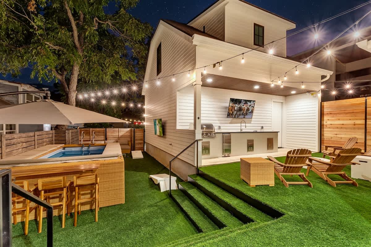 Sleeps19 | Pool • Game Room | Luxe 5BR Retreat