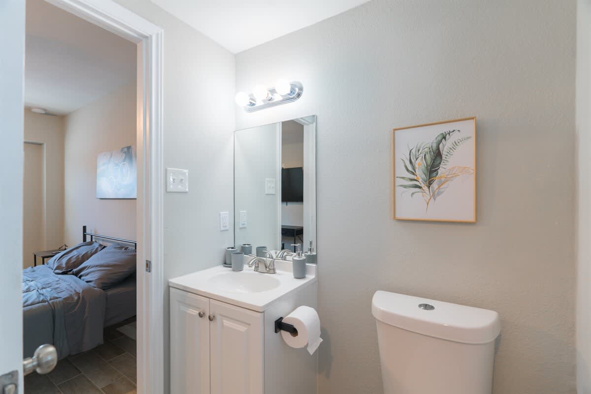 Beautiful 1BR APT | Downtown Houston 3